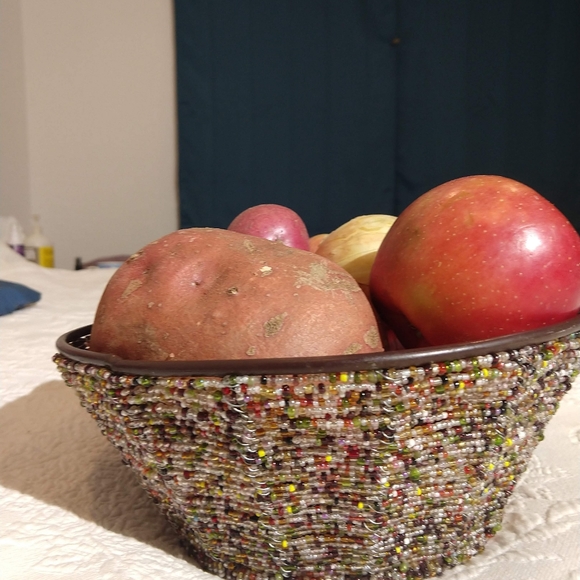 Large Bead Bowl - Picture 4 of 8